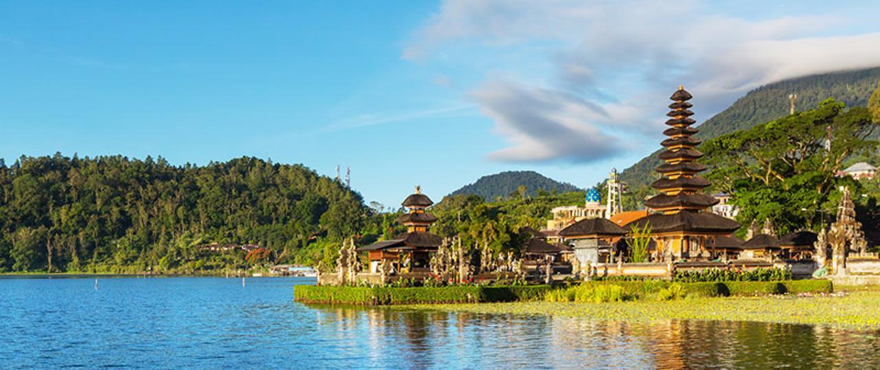 Zen Rooms Kuta Jenggala Beach Exterior photo