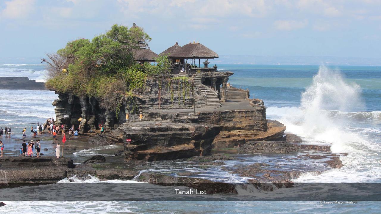 Zen Rooms Kuta Jenggala Beach Exterior photo